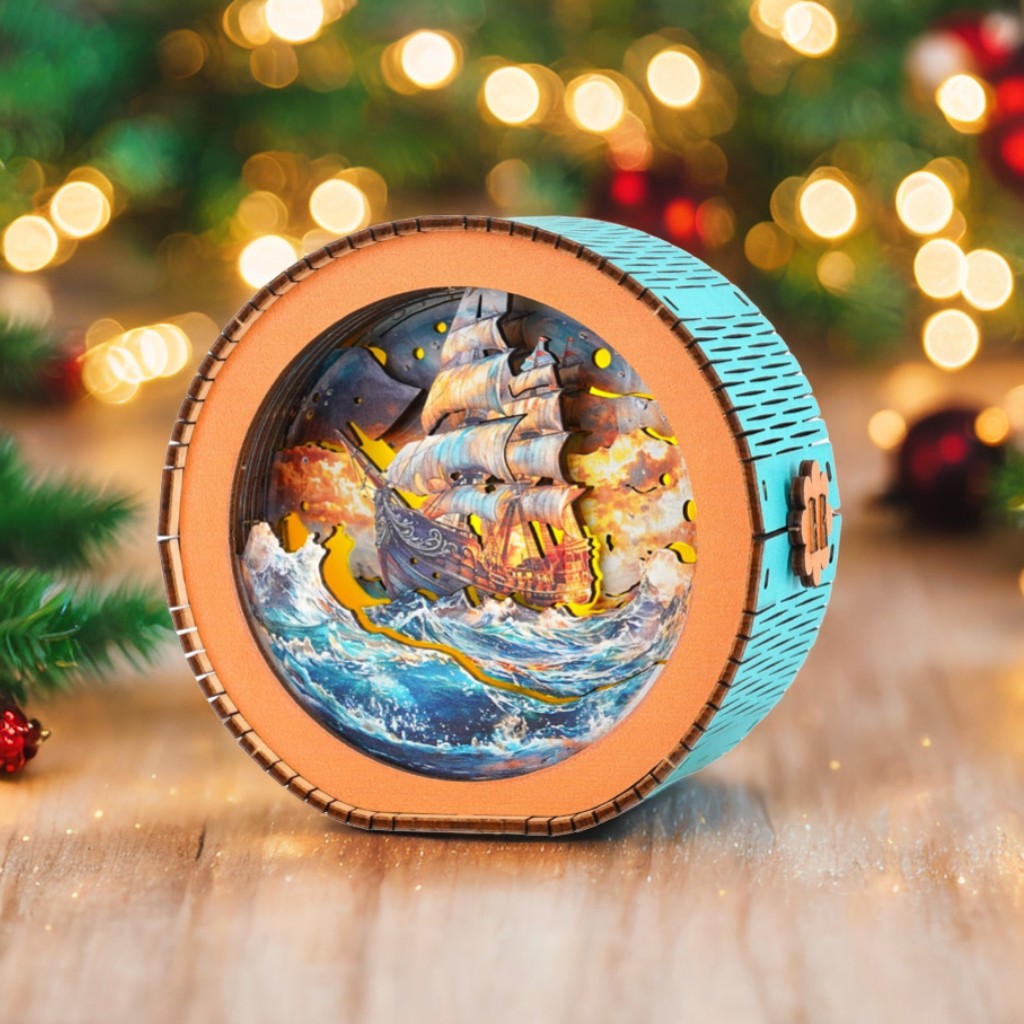 Intrepid Explorer - 3D Wooden Night Light DIY Kit